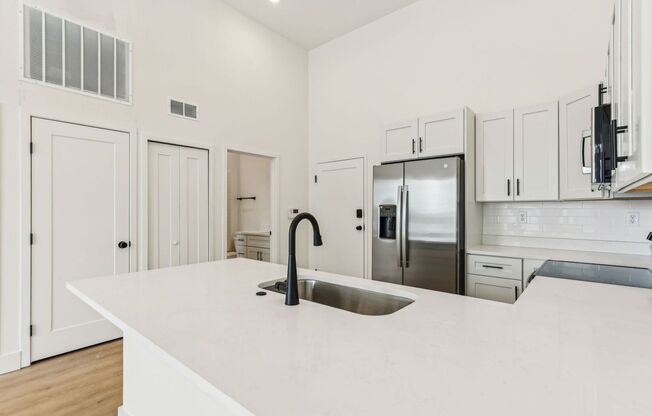 2 beds, 2 baths, 803 sqft, $1,995, Unit 106
