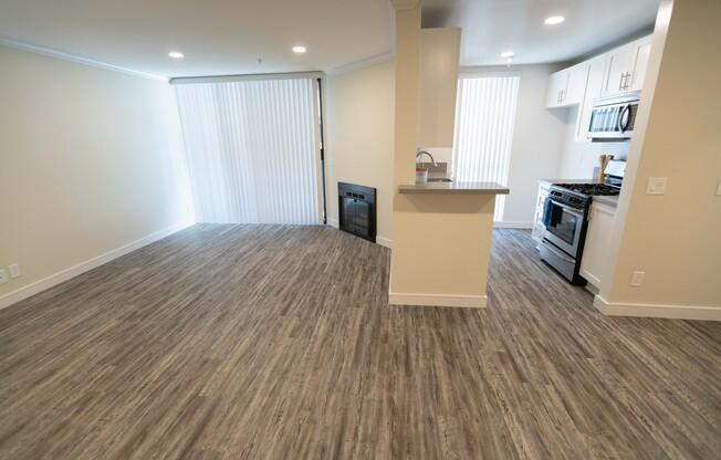 1 bed, 1 bath, 850 sqft, $2,498, Unit 304