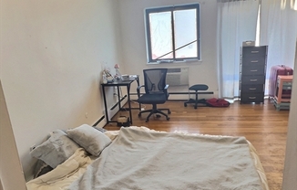 Studio, 1 bath, 999 sqft, $1,895, Unit 24