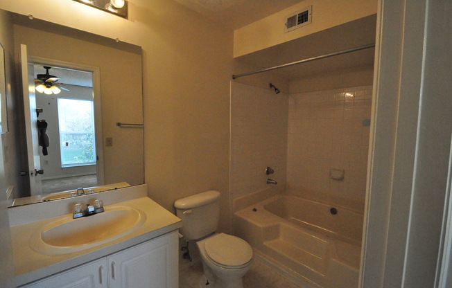 2 beds, 2 baths, $1,550