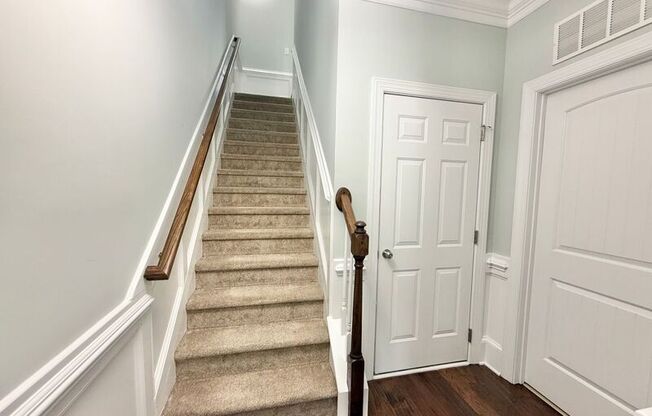 455 VLG CMNS LN