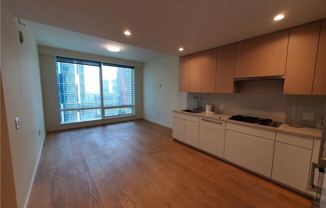 1 bed, 1 bath, 748 sqft, $2,800, Unit 1805