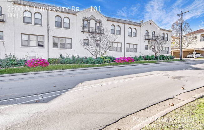2500 S UNIVERSITY DR