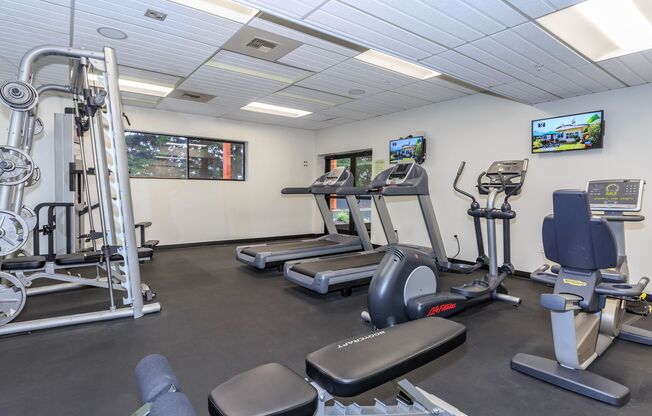 2 beds, 1 bath, 950 sqft, $2,195, Unit 107