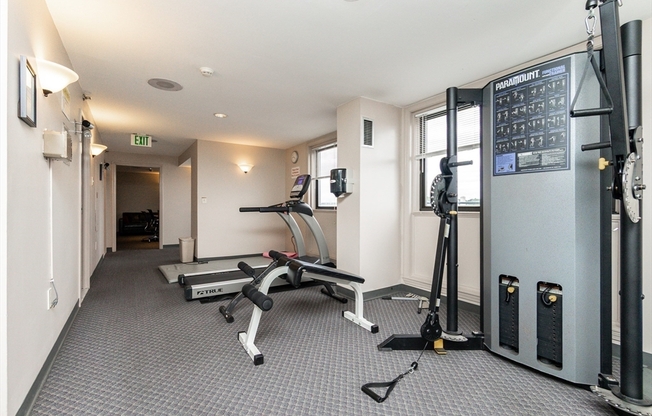 1 bed, 1 bath, 700 sqft, $3,100, Unit 610
