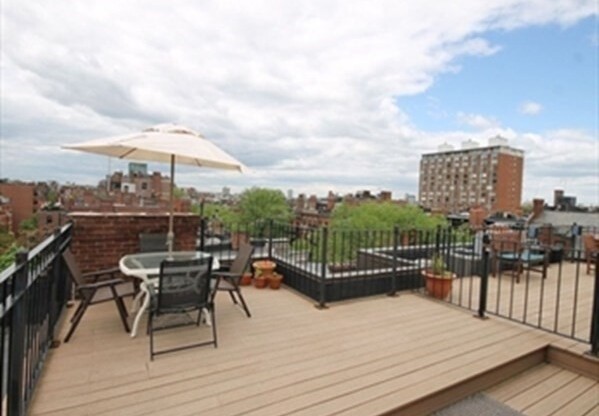 238 Marlborough St