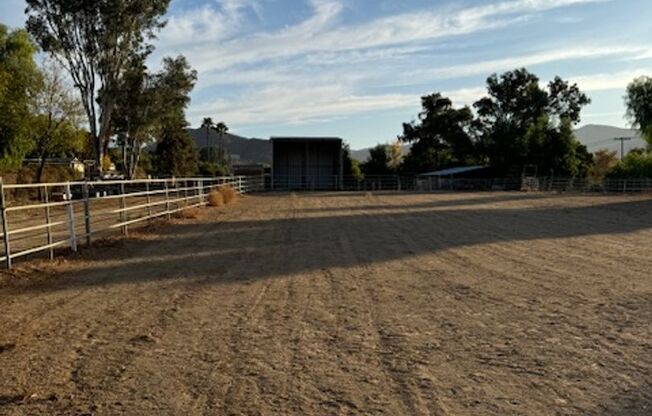 Beautiful Home in the Heart of Hemet