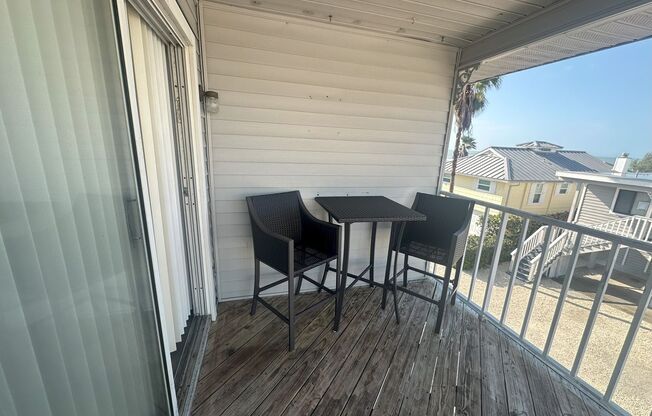 1 bed, 1 bath, $3,000