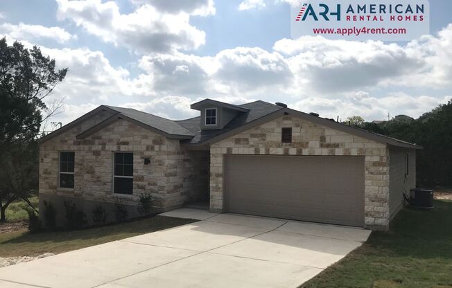 4 BR / 2 BA - 1832 SF One-Story Home - LAGO VISTA!