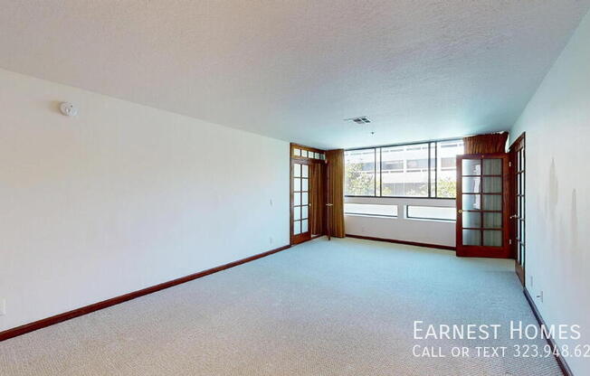 880 W 1st St Apt 216
