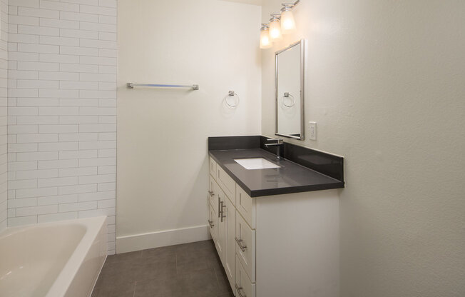 2 beds, 1.5 baths, 929 sqft, $2,775, Unit South Bay Apt TIC (Investors NP LLC/South Bay LLC)-00-20