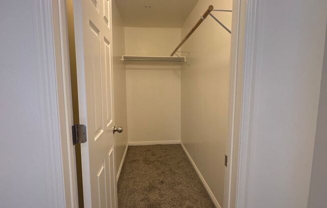 2 beds, 2 baths, 1,076 sqft, $1,350, Unit 9C