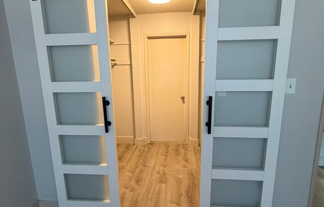 320 Franciscan Ct apt 4 4