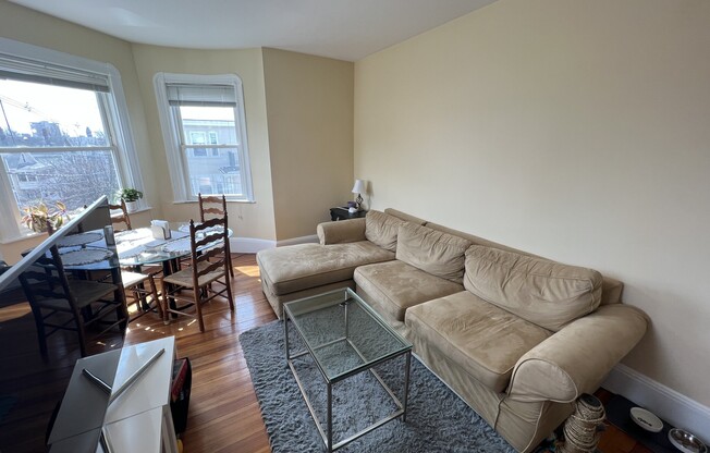 4 beds, 1.5 baths, $5,000, Unit 2