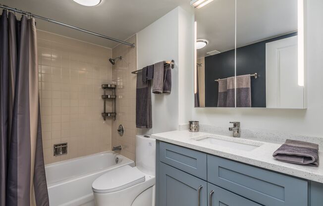 2 beds, 2 baths, 1,039 sqft, $2,195, Unit 606-106
