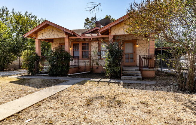 226 MCLAUGHLIN AVE