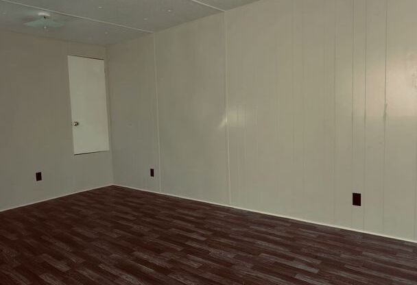 1 bed, 1 bath, 420 sqft, $750, Unit 189A