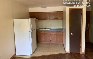 2830 W. Bobolink Ave.