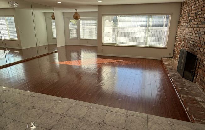 Spacious 4 Bed 3 Bath Cul-de-Sac Home