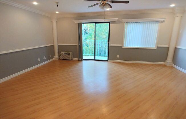 2 beds, 2 baths, 940 sqft, $2,950, Unit 515