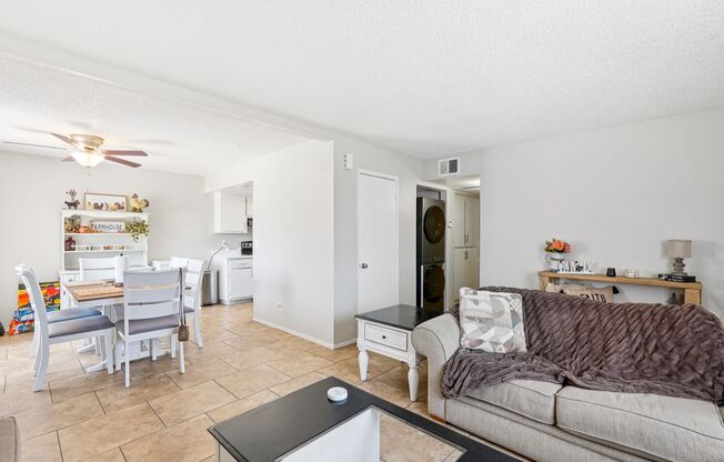 Woodridge Manor Apartments