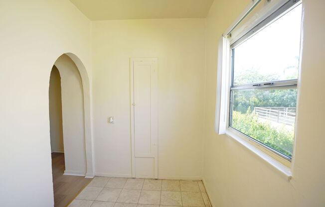 Studio, 1 bath, $1,599, Unit 828.25