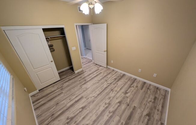 2 beds, 2 baths, $1,400, Unit # 1713