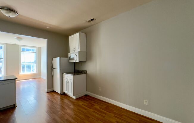 For Rent: Chic Urban Living at 908 N Calvert St – Your City Sanctuary Awaits!