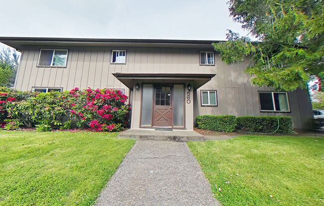2 Bedroom Apartment ~ Close to Campus