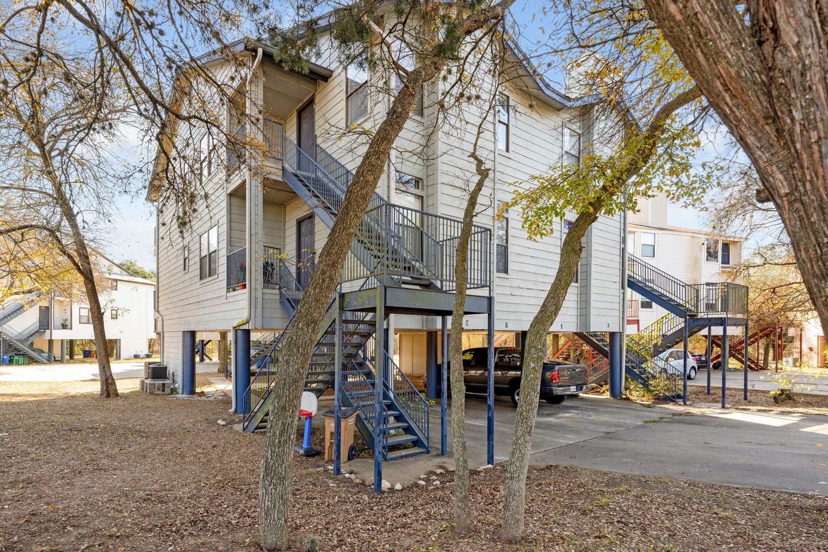 5301 Indio Cv
