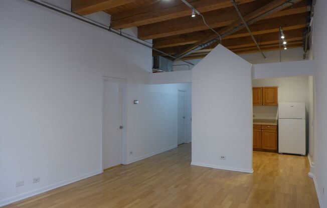 2 beds, 2 baths, 1,100 sqft, $2,695, Unit 308