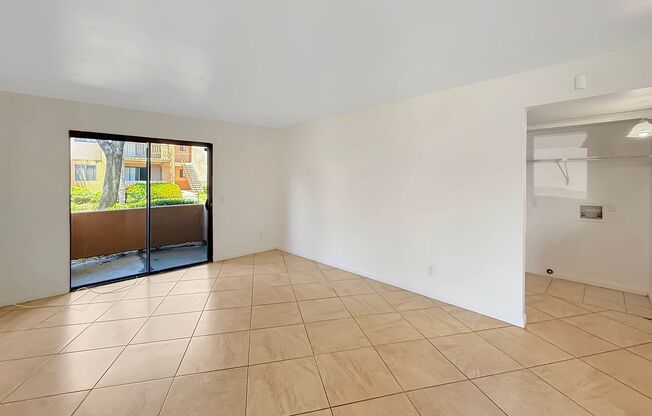 Spacious 3BR/2BA Condo in Rancho San Diego – Prime Location!
