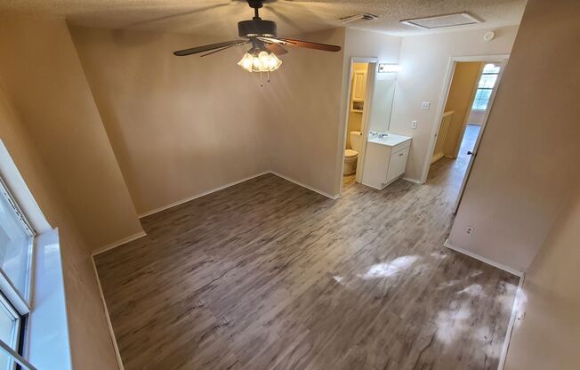 Great Townhome - North Central Location