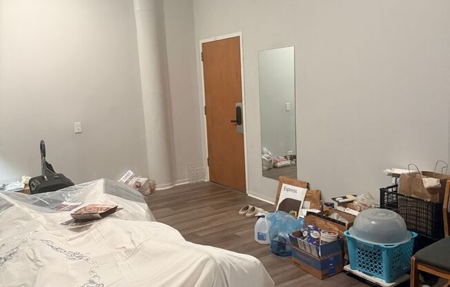 2 beds, 1 bath, 1,010 sqft, $2,399, Unit 414