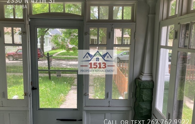 2330 N 47 ST