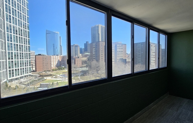 1 bed, 1 bath, 802 sqft, $3,150, Unit 10J