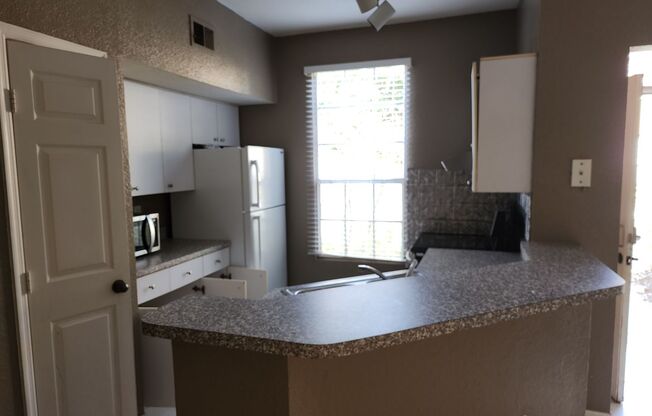 1 Bedroom 1 bathroom condo