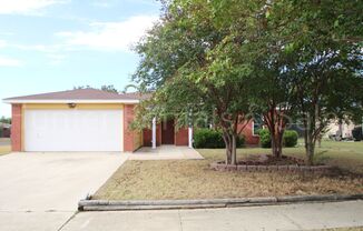 4 beds, 2 baths, $1,250