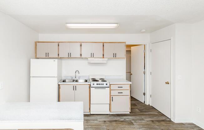 1 bed, 1 bath, 427 sqft, $795
