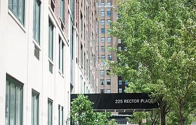 1 bed, 1 bath, 687 sqft, $5,250, Unit 7L