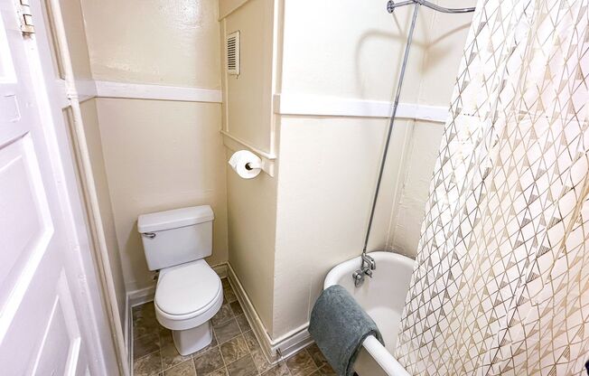 1 bed, 1 bath, 500 sqft, $1,550, Unit 403