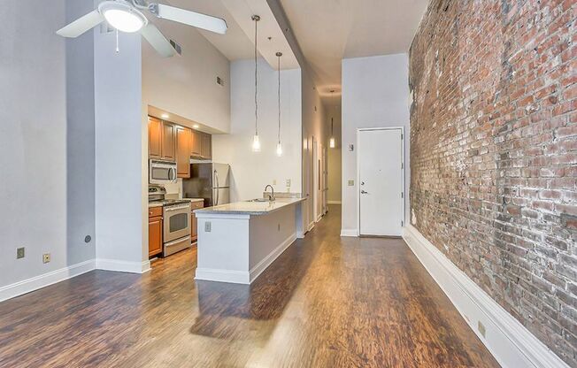 1 bed, 1 bath, 712 sqft, $1,125, Unit 408