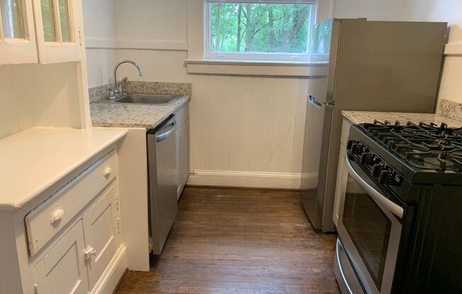 1 bed, 1 bath, 800 sqft, $1,825, Unit 1219-10
