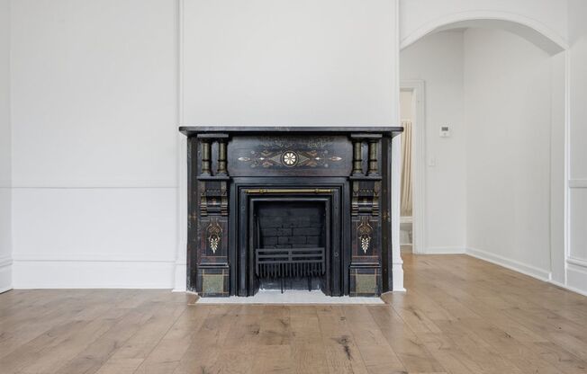 1 bed, 1 bath, $1,200, Unit 718-01