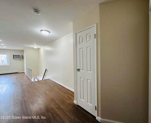 966 CLOVE RD