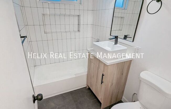 1712 N SIERRA BONITA AVE