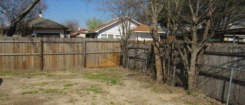 2636 CLAYTON OAKS DR