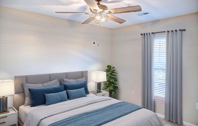 2 beds, 2 baths, $1,395, Unit 3703-F