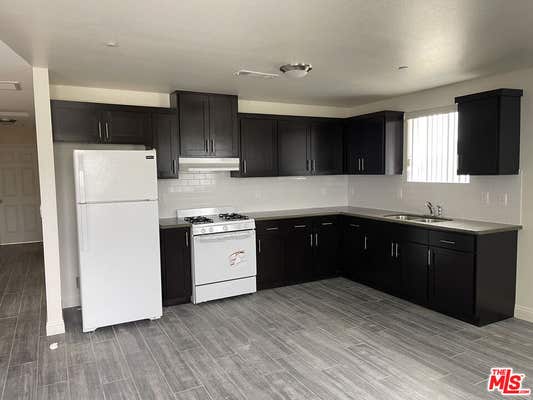 708 W 50 ST