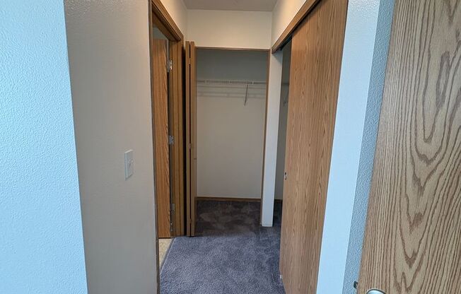 2 beds, 2 baths, 1,018 sqft, $1,450, Unit 354-3008